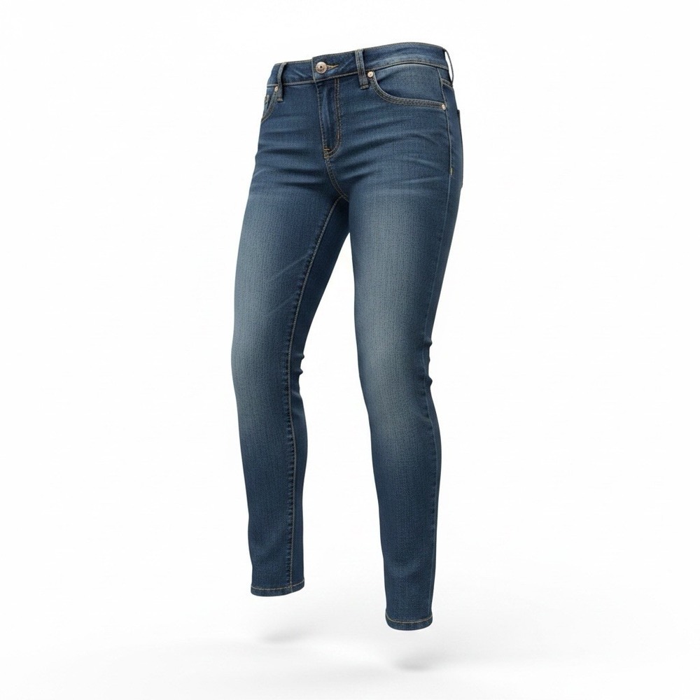 Rewind Jeans Junior Women Size 11 Blue Slim Legs Embroidery Accents 33x29.5